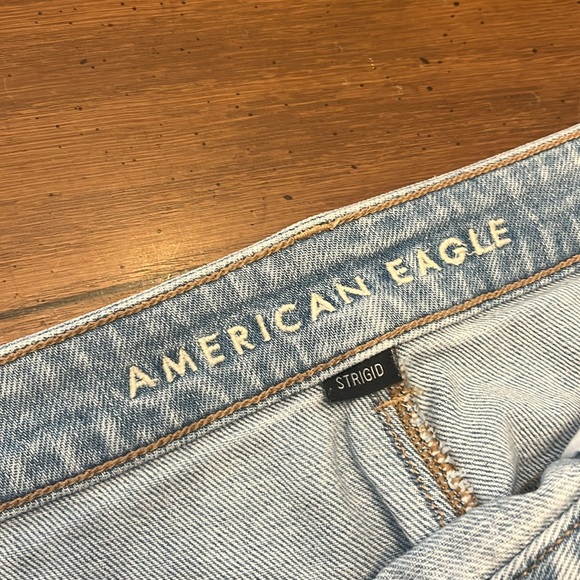 American Eagle strigid mom jean 20 blue breeze - Picture 3 of 16